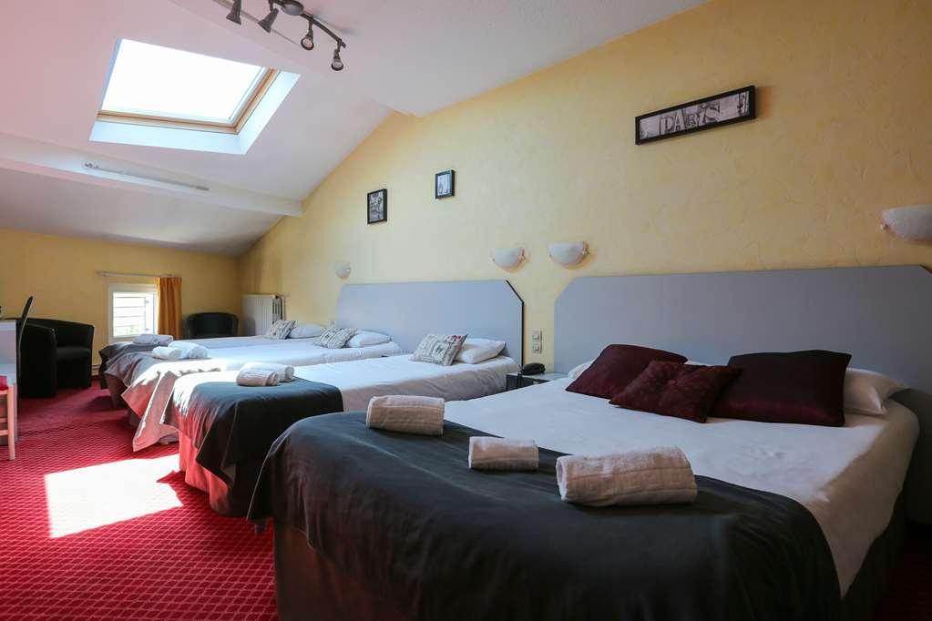 Brit Hotel Bleu Nuit Saintes Rum bild